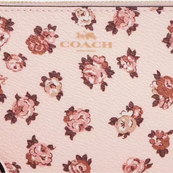 NWT COACH Wallet Corner Zip Wristlet Wallet Clutch w Rose Print CZ442 AUTHENTIC - Picture 7 of 7